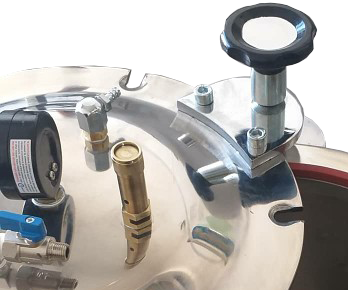 دارای لولای صلیبی مجهز به بلبرینگ